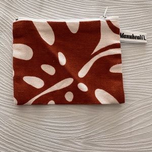 Small Manuhealii pouch